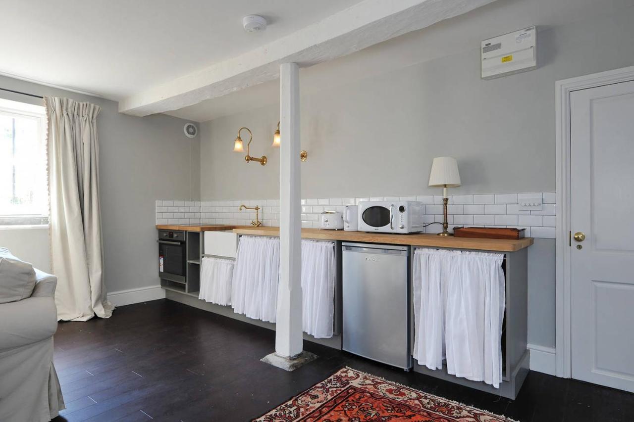 Central Luxury Bath Garden Apartment Free Parking Esterno foto