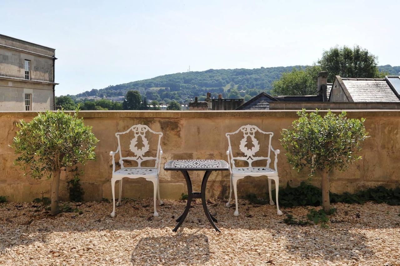 Central Luxury Bath Garden Apartment Free Parking Esterno foto